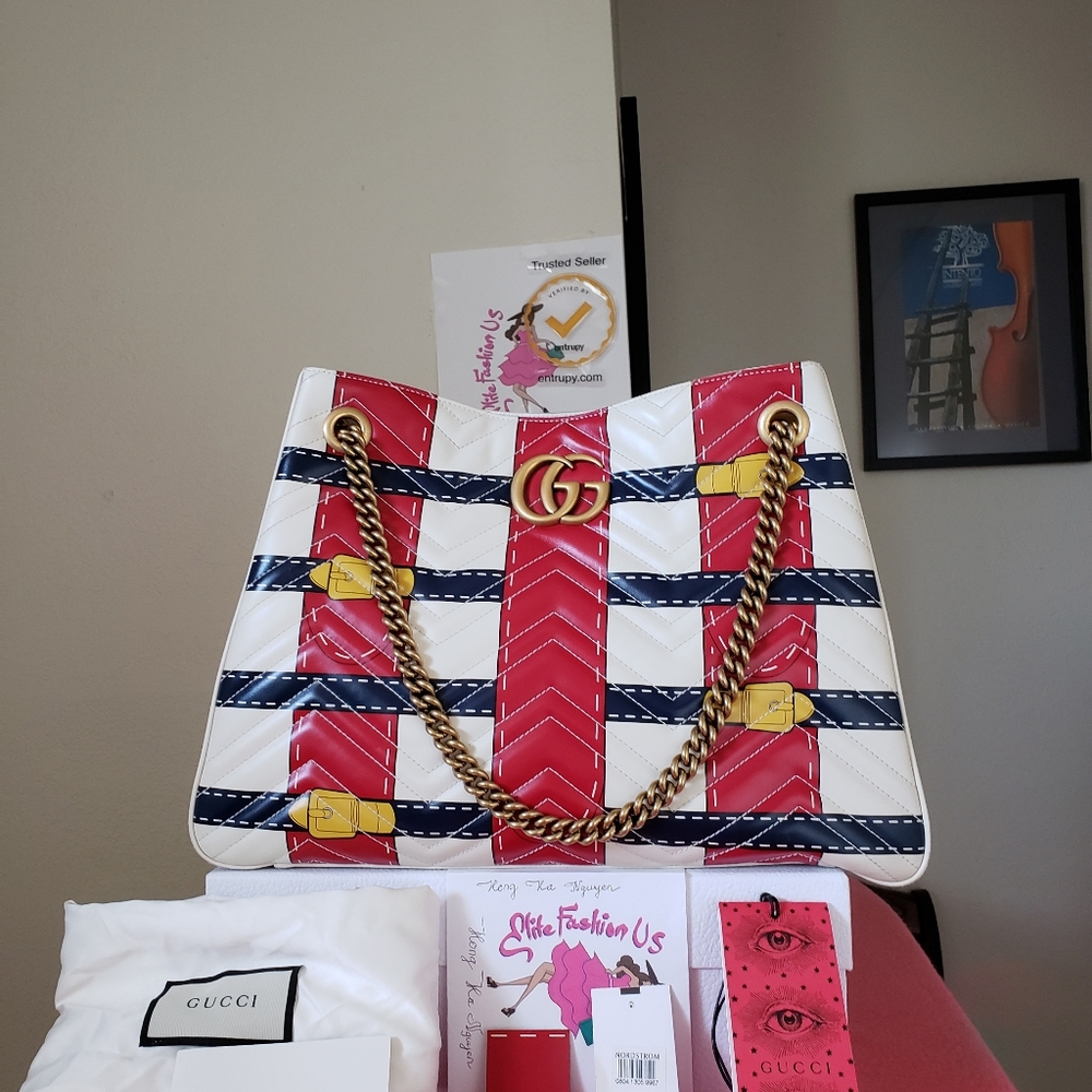 Gucci calfskin matelasse trompe L'oeil bag Med ium Bag
